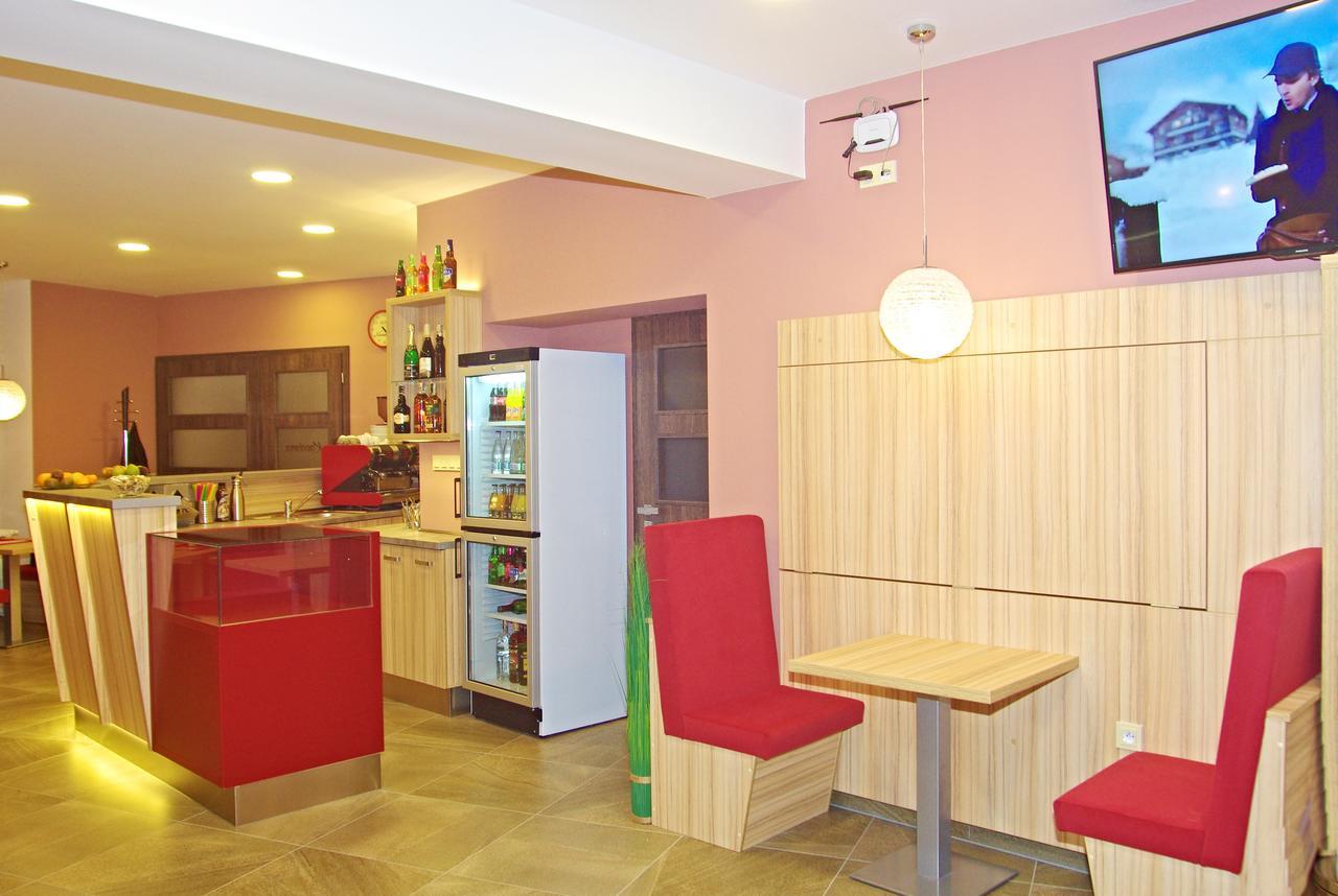 Hotel Pod Radnici Sumperk Exterior photo